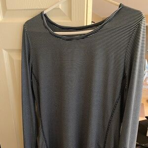 We Wander Long Sleeve top